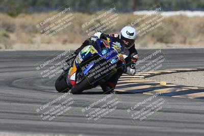 media/Oct-13-2025-Moto Forza (Mon) [[a66d839500]]/3-B Group/Session 3 (Turn 16)/